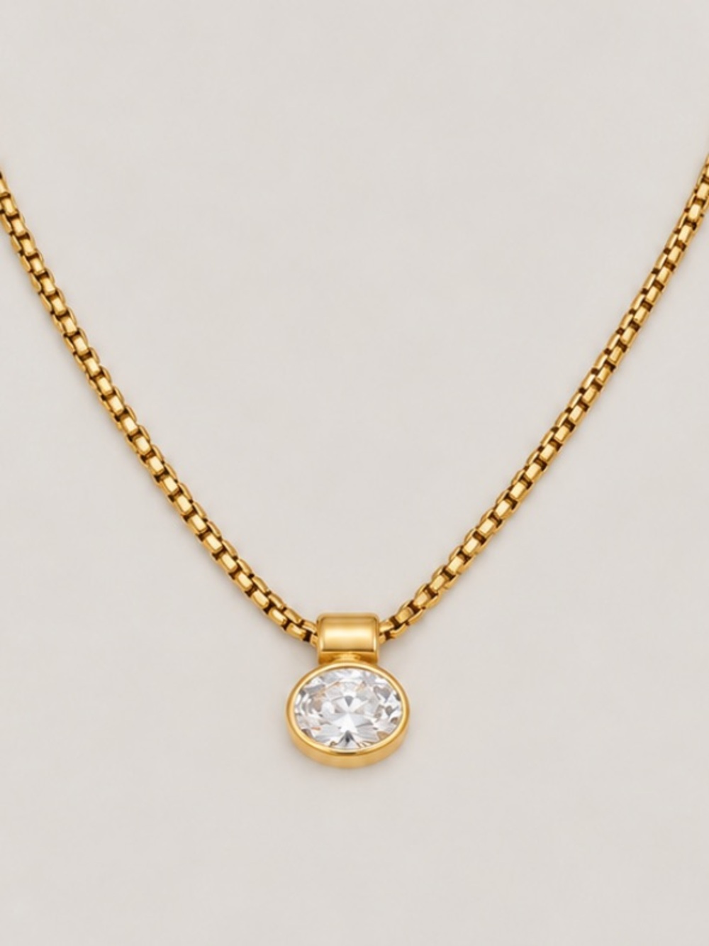 New! 18K Gold Plated Crystal Pendant Necklace NWOT